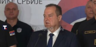 uzivo-iz-ministarstva-unutrasnjih-poslova-obraca-se-ivica-dacic-u-vezi-sa-brutalnim-nasiljem-blokadera-u-novom-sadu-(video)