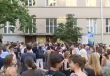 suspendovana-jos-jedna-profesorka-pete-gimnazije:-protest-danas-u-13h-–-nedeljnik