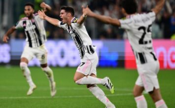 strasan-derbi-italije:-juventus-u-nadoknadni-srusio-inter,-junak-crnogorski-tinejdzer