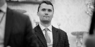 hitno-obracanje-direktora-fbi:-pronadjen-kljucni-dokaz-u-slucaju-ubistva-carlija-kirka