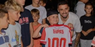 djuradje,-neka-ti-je-srecno:-rade-krunic-iznenadio-malisana-iz-zrenjanina-(video)