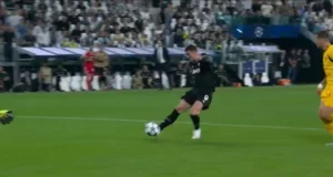 vlahovic-dvostruki-strelac-u-remiju-juventusa,-pobede-reala,-karabaga-i-totenhema-u-ls-–-nedeljnik