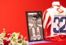 tuga-na-„marakani“:-porodica,-prijatelji-i-zvezda-se-oprostili-od-dejana-milovanovica-(foto)