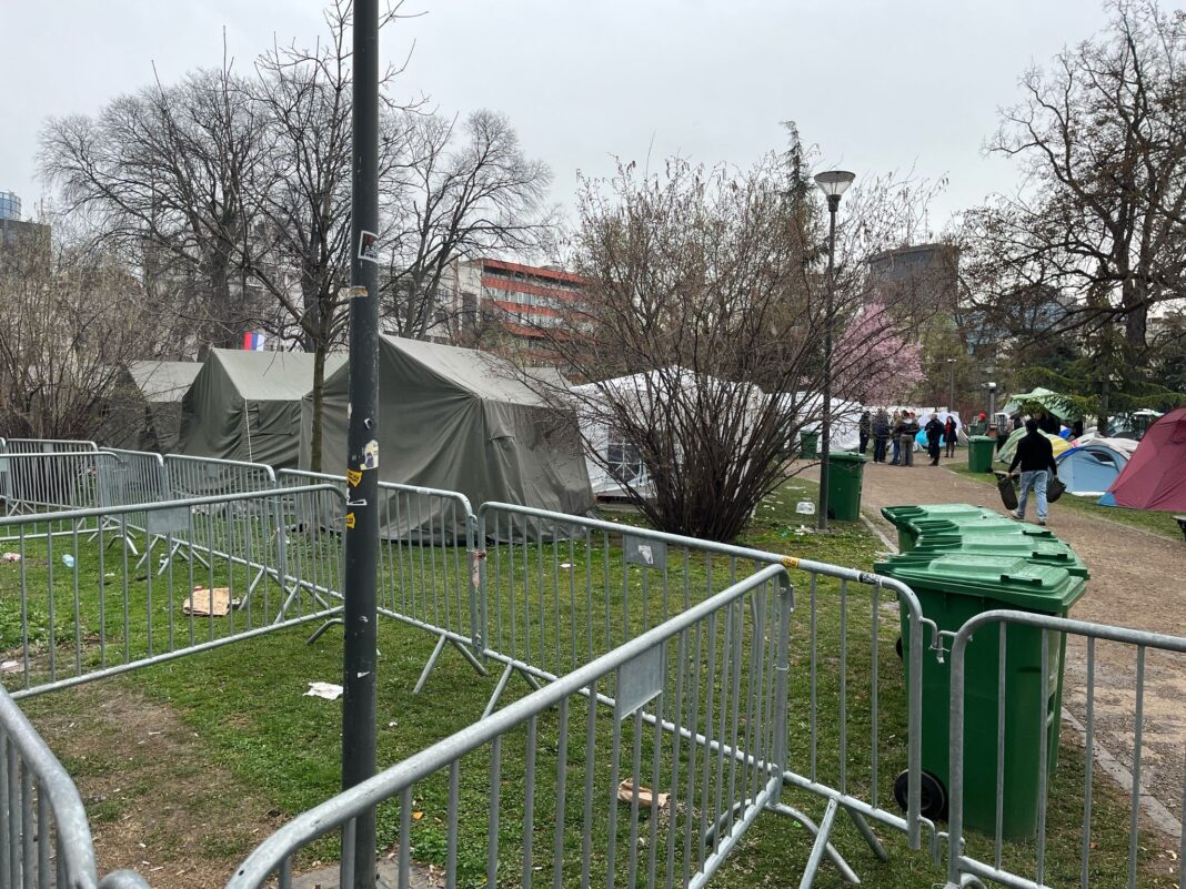 studenti-u-blokadi:-kolega-sa-racunarskog-fakulteta-pretucen-je-kod-pionirskog-parka-–-nedeljnik