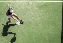 ceo-tenis-u-soku:-cuvena-teniserka-ugradila-vestacke-grudi-(foto)