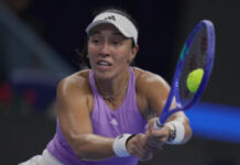 sabalenka-dominantno-u-cetvrtfinalu-vuhana,-pegula-kroz-tri-seta-do-pobede-–-nedeljnik