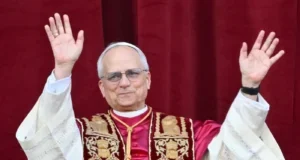 necete-verovati-kakvu-je-ponizavajucu-praksu-upravo-osudio-papa-lav-xiv:-tice-se-svih-ljudi-na-svetu,-nista-vise-nece-biti-isto-(foto)-–-nedeljnik