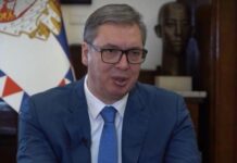 „nije-sramota-nemati-resenje-kada-se-tuku-svetski-slonovi“-vucic-odgovorio-blokaderima:-jedino-sto-ih-interesuje-da-se-docepaju-fotelje
