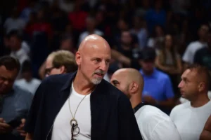 sasa-obradovic-i-zvanicno-na-klupi-kk-crvena-zvezda-meridianbet-–-nedeljnik