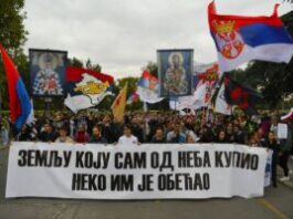 zavrsen-studentski-skup-podrske-kolegama-sa-kosova-i-metohije:-okupljeni-gradjani-se-zaputili-ka-trgu-republike,-da-podrze-zaposlene-narodnog-pozorista-–-nedeljnik