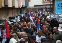 privedeno-nekoliko-studenata-i-gradjana-u-novom-pazaru-tokom-skupa-pristalica-sns-a-–-nedeljnik
