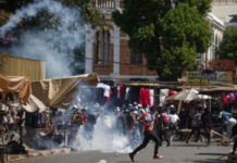 protesti-na-madagaskaru:-predsednik-tvrdi-da-je-u-toku-pokusaj-puca,-elitna-jedinica-podrzala-demonstrante-–-nedeljnik