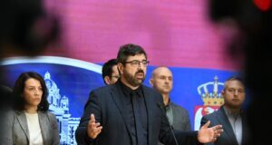 lazovic-(zlf):-svedocimo-promeni-odnosa-eu-i-oebs-a-prema-vlasti,-potreban-pritisak-javnosti-za-rem-–-nedeljnik