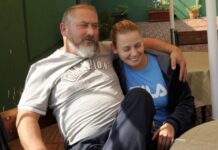 „ne,-oprastam-mu“!-oglasila-se-jelena-dokic-i-otkrila-zbog-cega-nije-dosla-na-sahranu-oca-damira
