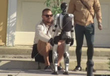 janjus-pokvario-robota-tosu:-svojim-kukanjem-zamalo-doveo-do-kratkog-spoja