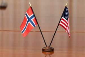 norvezanin-dobio-3-godine-zatvora-zbog-odavanja-informacija-iz-ambasade-sad,-novac-primio-i-u-srbiji-–-nedeljnik