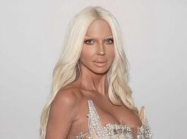 jelena-karleusa-razvezala-jezik-o-poznatom-pjevacu:-“zvao-me-u-hotelsku-sobu-i-slao-poljupce-preko-stola…”