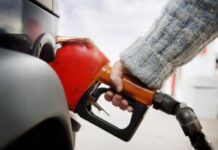 srbiji-nedostaje-216.000-tona-sirove-nafte-mesecno:-potrebno-145-barzi,-moguce-nestasice-goriva-i-mahinacije,-kaze-sat-–-nedeljnik