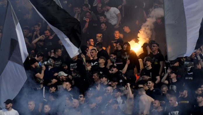 „grobari“-su-najbolji-u-evroligi!-kapiteni-klubova-izabrali-–-najbolja-atmosfera-je-na-mecevima-partizana