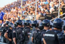 oglasili-se-„ekstremi“!-evo-sta-su-rekli-o-srbinu-koji-je-razapet-u-novom-pazaru-zbog-generala-nebojse-pavkovica