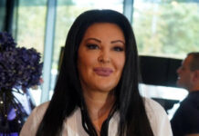 snajki-poklonila-dijamante:-dragana-mirkovic-odresila-kesu-zbog-rodjenja-unuke