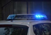 studenti-iz-novog-pazara-nastavili-ka-kosjericu-nakon-sto-nisu-dozvolili-policiji-da-ih-nezakonito-pretrese-–-nedeljnik