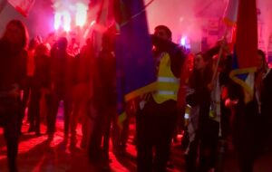 studenti-iz-novog-pazara-stigli-u-kragujevac:-docekani-uz-vatromet,-pogacu-i-medalje-–-nedeljnik studenti-iz-novog-pazara-stigli-u-kragujevac:-docekani-uz-vatromet,-pogacu-i-medalje-–-nedeljnik