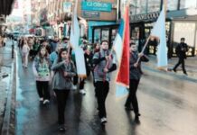 AP o maršu novopazarskih studenata ka Novom Sadu i nastojanju da prevaziđu etničke podele – Nedeljnik ap-o-marsu-novopazarskih-studenata-ka-novom-sadu-i-nastojanju-da-prevazidju-etnicke-podele-–-nedeljnik