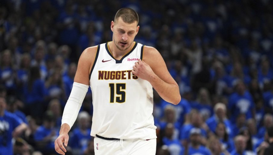 nikola-jokic-je-„monstrum“!-nba-sezone-tek-pocela,-a-srbin-vec-ispisao-istoriju-(video) nikola-jokic-je-„monstrum“!-nba-sezone-tek-pocela,-a-srbin-vec-ispisao-istoriju-(video)